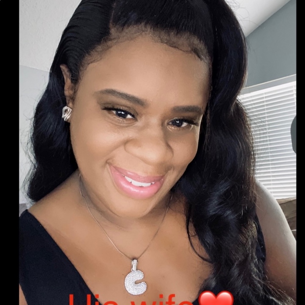 Meet your Posher, Vonedra